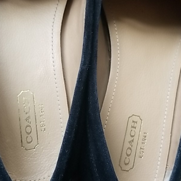 COACH BLACK LOAFERS - Picture 9 of 9